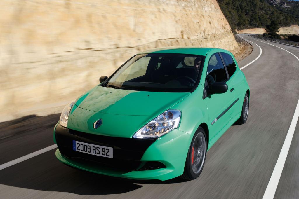 Mit den 201 PS ist der Kleinwagen gut bedient