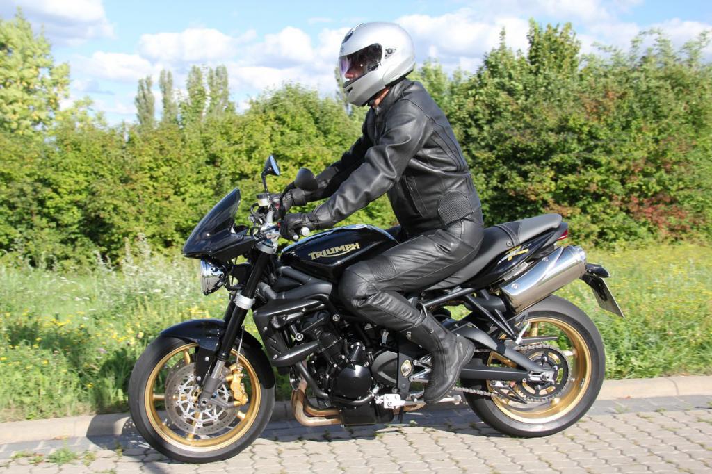Nackt und ehrlich präsentiert sich die Triumph
