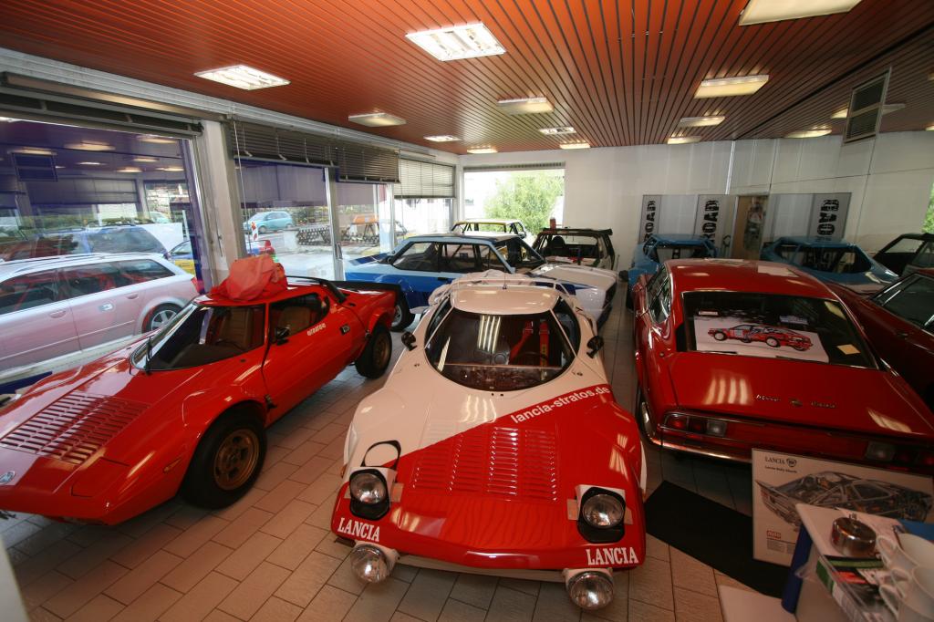 Neben Stratos hat der Besitzer noch andere Fahrzeuge im Fuhrpark