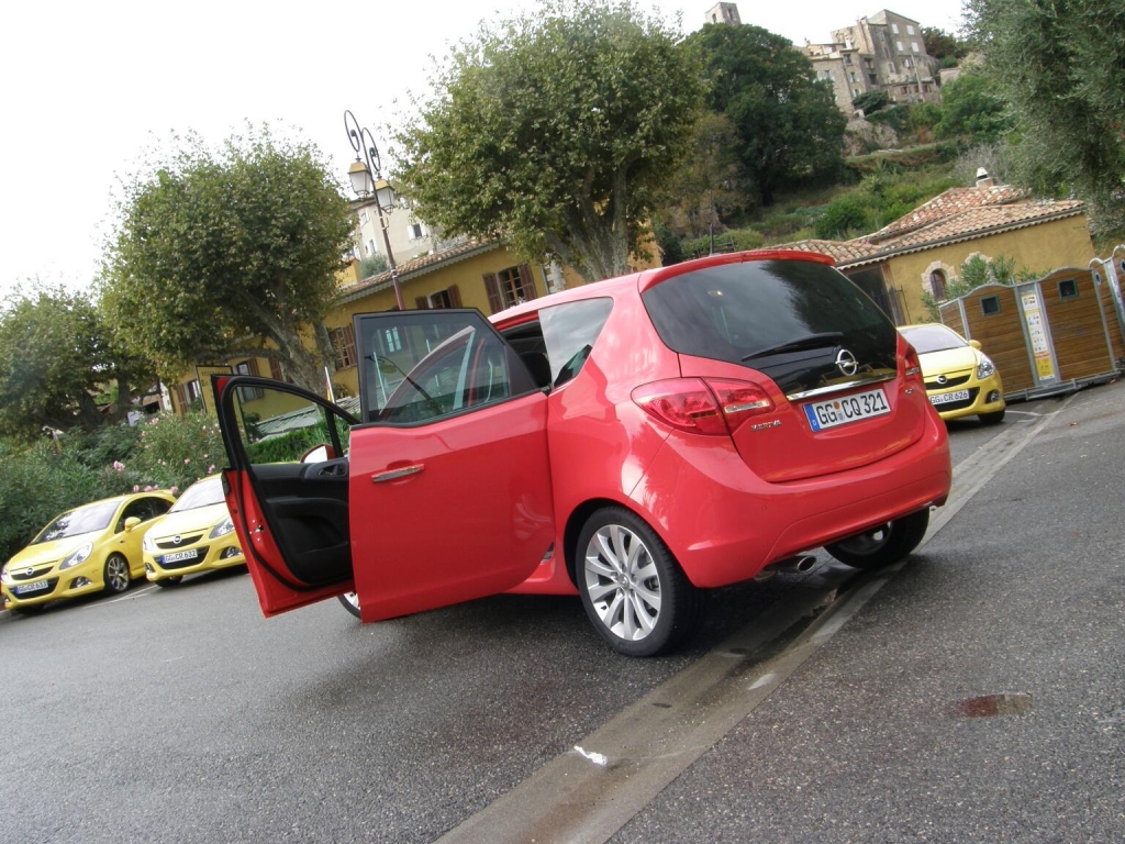 Opel Meriva 1.7 CDTI Ecotec: Flexibler Minivan und Klassenprimus