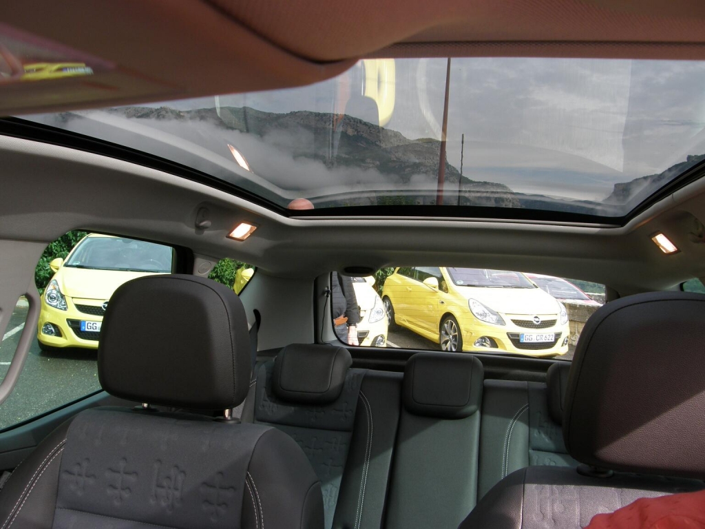 Opel Meriva 1.7 CDTI Ecotec: Flexibler Minivan und Klassenprimus