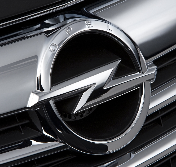 Opel baut Motorenproduktion in Ungarn aus