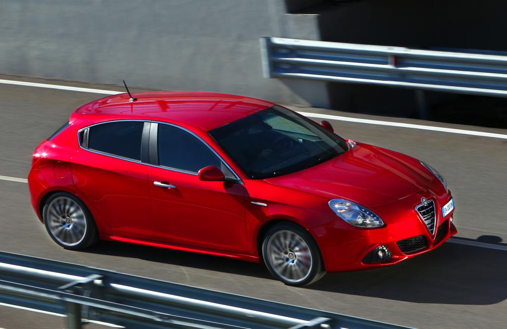Paris 2010: Alfa Romeo zeigt Doppelkupplungsgetriebe und neuen Motor