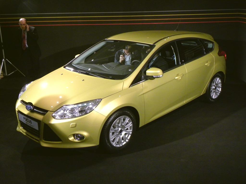 Paris 2010: Alle drei Ford Focus auf einen Streich