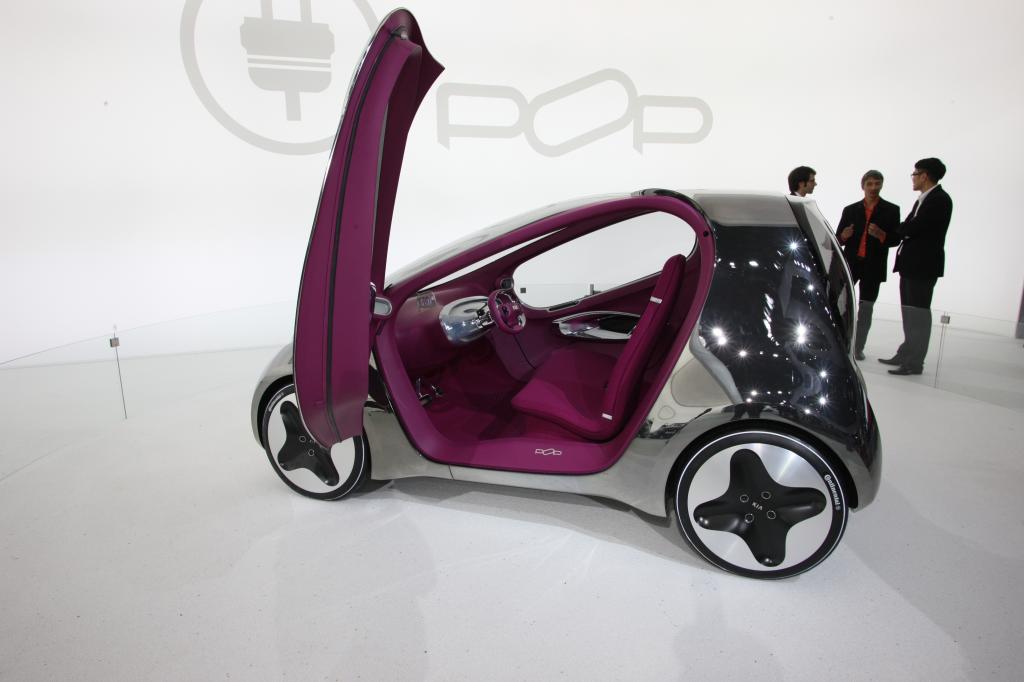 Paris 2010: Kia stellt Optima und Pop vor