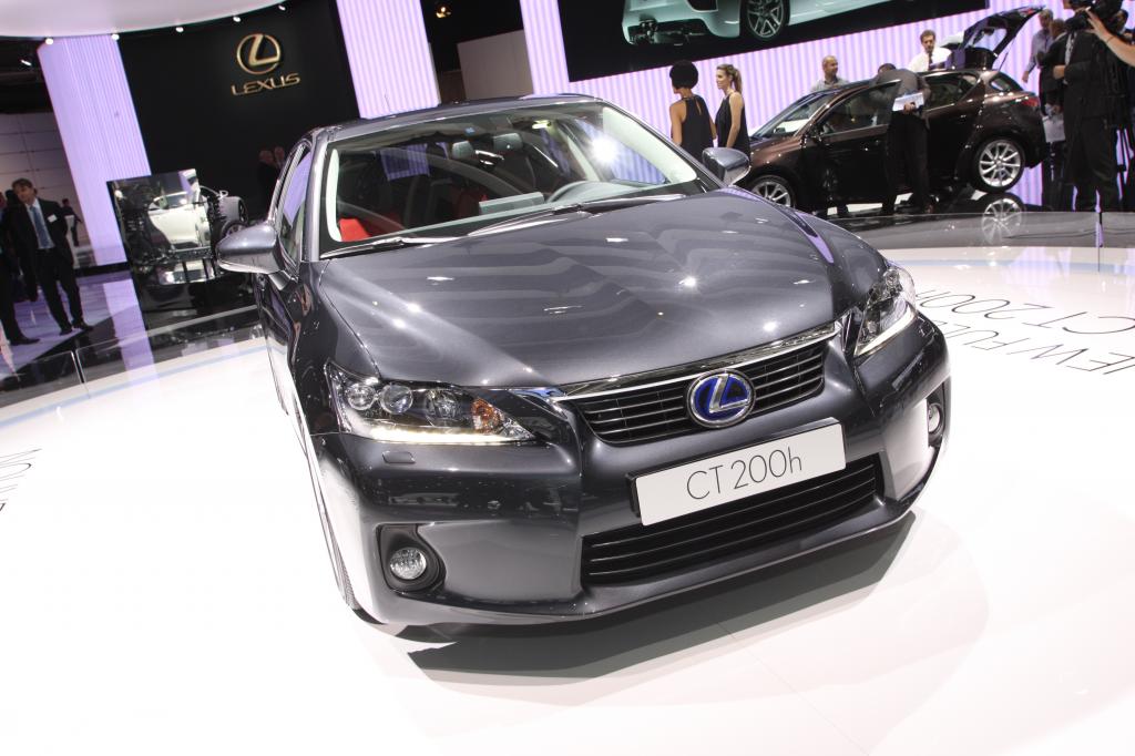 Paris 2010: Lexus CT 200h in Kürze bestellbar