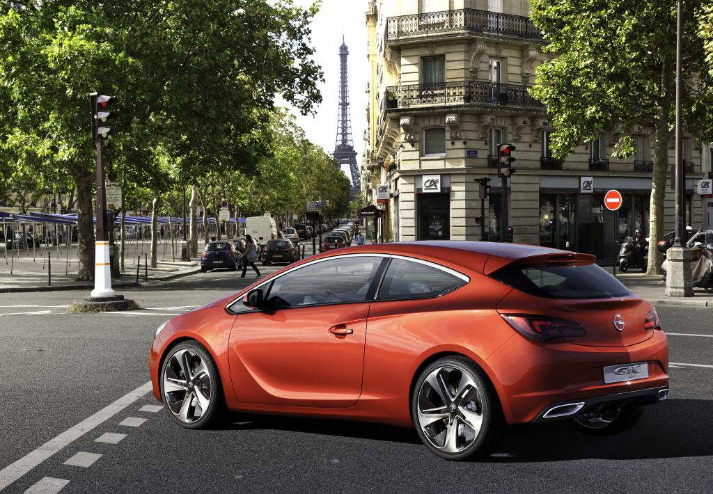 Paris 2010: Opel GTC Paris leistet 290 PS