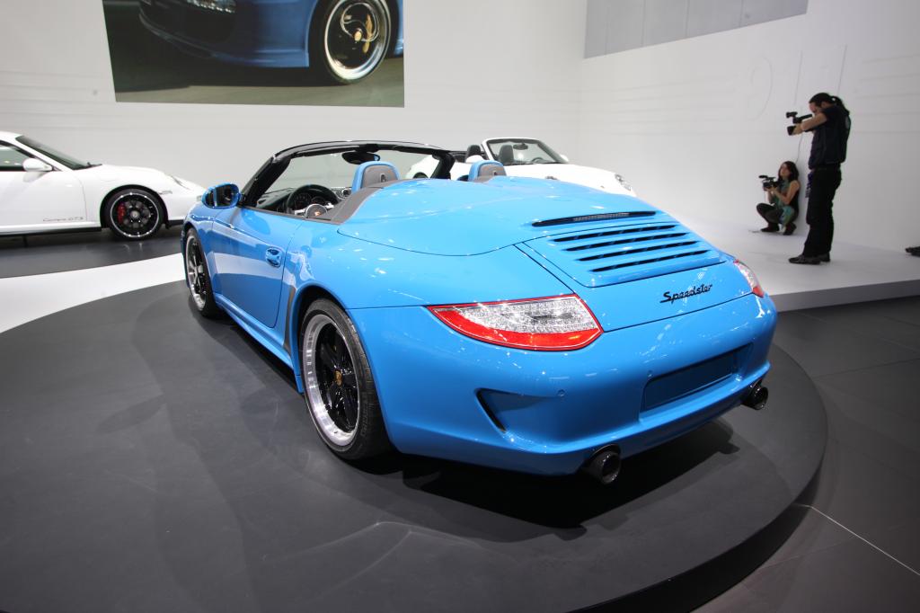 Paris 2010: Porsche 911 als GTS und als Speedster