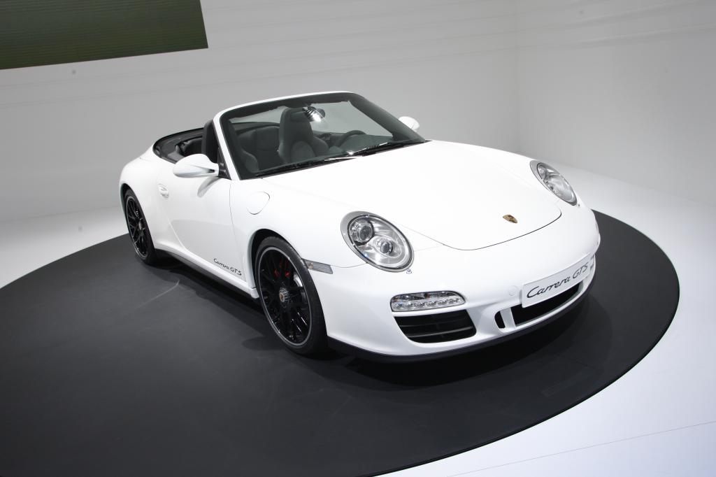 Paris 2010: Porsche 911 als GTS und als Speedster