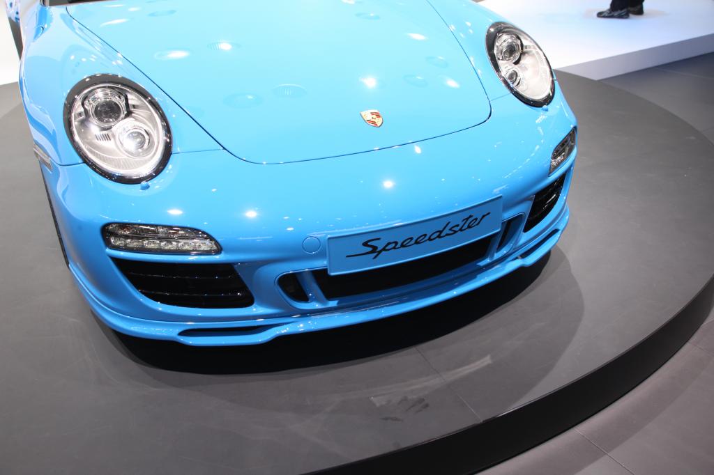Paris 2010: Porsche 911 als GTS und als Speedster
