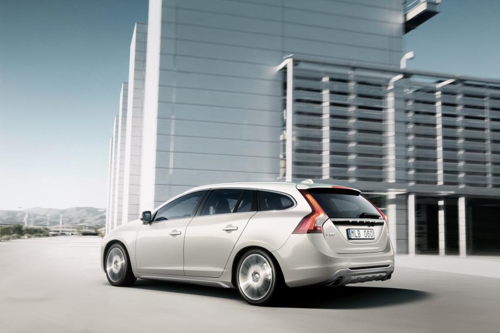 Paris 2010: Volvo V60 startet bei 28 000 Euro
