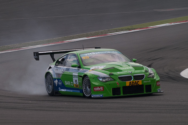 Perfektes Doppel für Matzke und Wirth am Nürburgring Titelkampf im ADAC GT Masters bleibt bis zum Finale offen