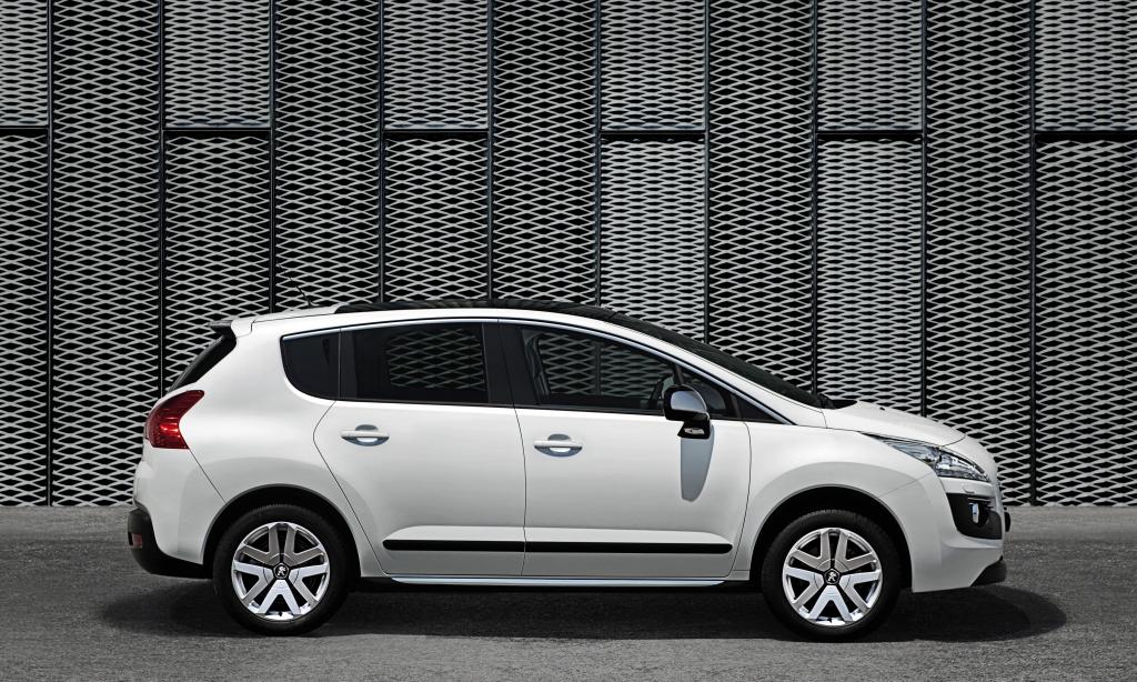 Peugeot 3008 Hybrid4 kommt mit 3,8 Litern Diesel aus