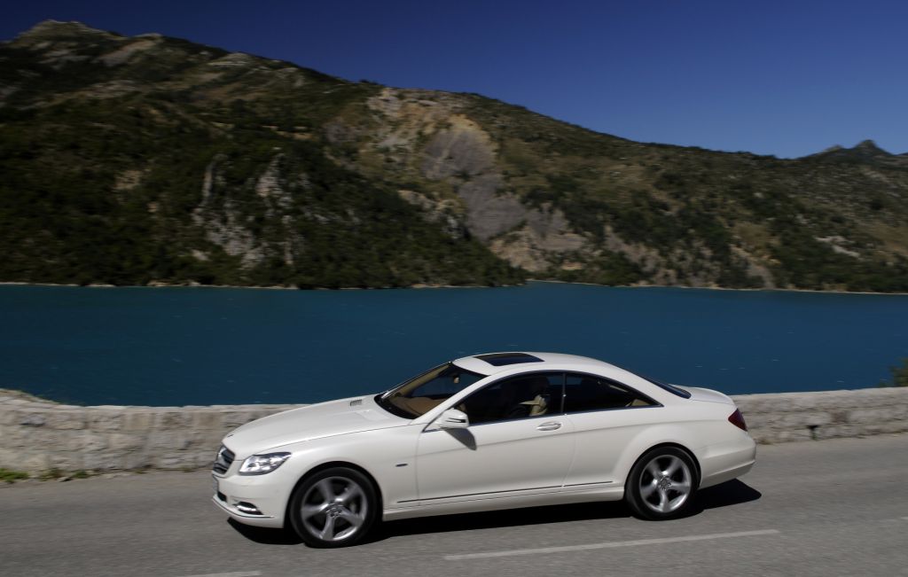 Pressepräsentation Mercedes-Benz CL: Das Luxus-Coupé als Technologieträger mit neuen Motoren