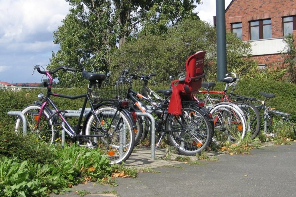 Radler finden kaum gute Fahrradparkplätze 