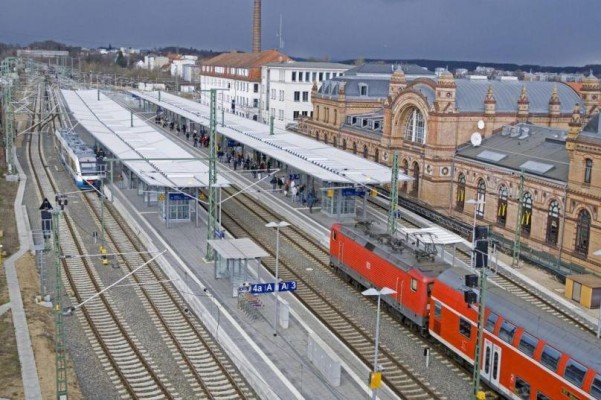 Ramsauer: Bahnhöfe sind Aushängeschilder