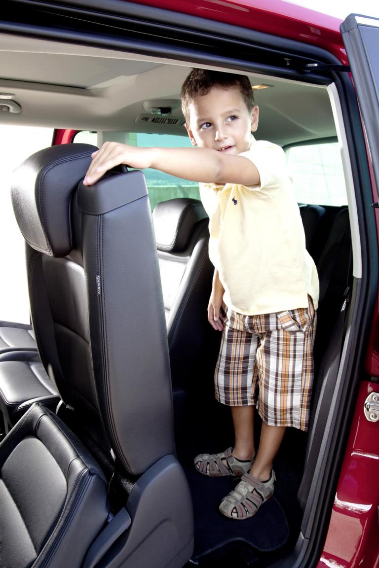 Seat Alhambra: Für die Jüngsten reicht der Platz im Fond. 