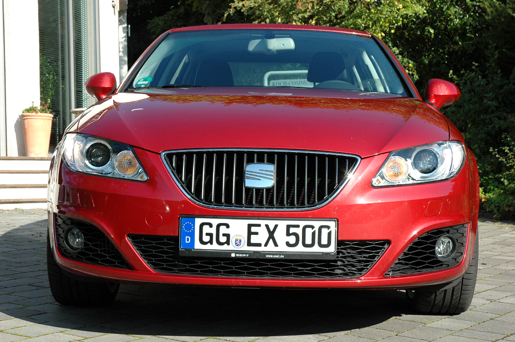 Seat Exeo: Blick auf die Frontpartie. 