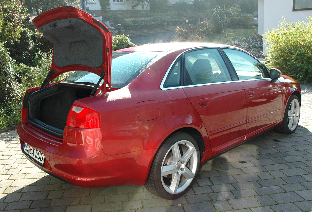 Seat Exeo: In den Kofferraum passen ordentliche mindestens 442 Liter Gepäck hinein. 