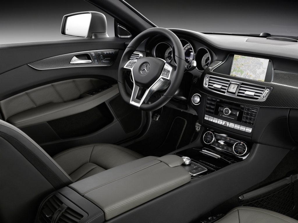 Stuttgart international - Mercedes-Benz CLS