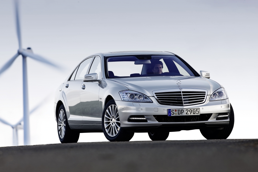 Vier Zylinder für die Mercedes S-Klasse 