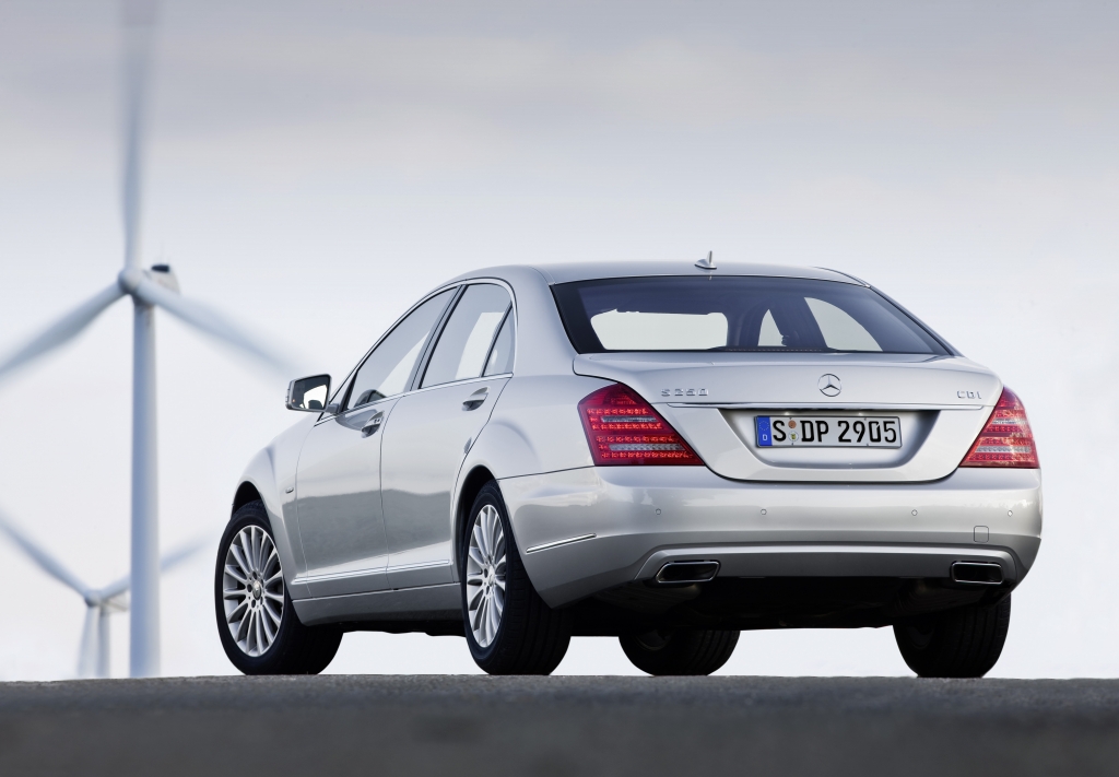 Vier Zylinder für die Mercedes S-Klasse 