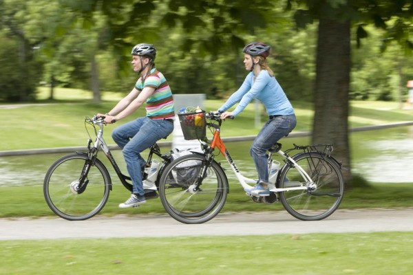 Auch auf dem E-Bike Helm tragen - Zweirad