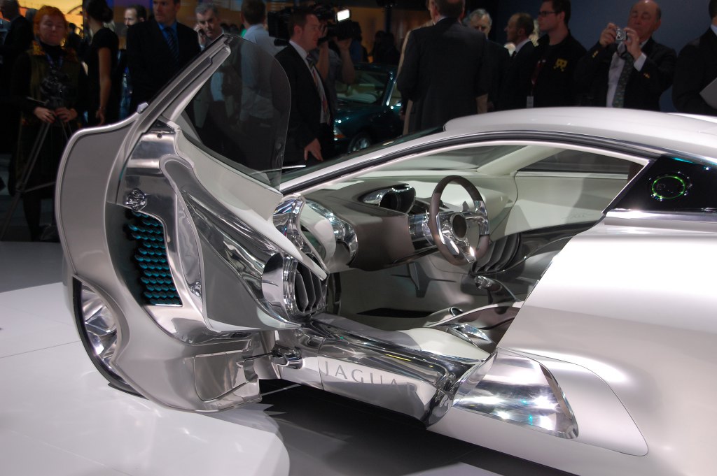 Audi e-tron Spyder - Rein elektrisch reicht nicht mehr