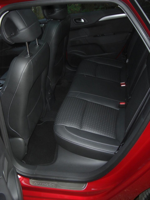 Citroën C4 startet unter 16.000 Euro - Französische Kampfansage an VW Golf und Co.
