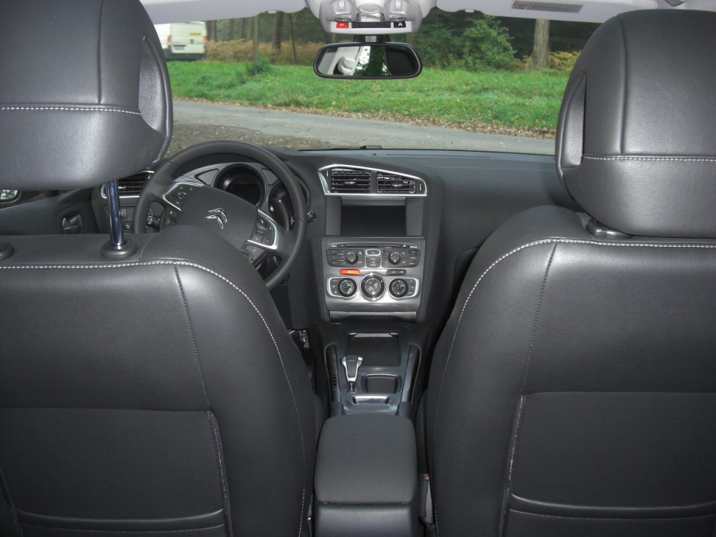 Citroën C4 startet unter 16.000 Euro - Französische Kampfansage an VW Golf und Co.