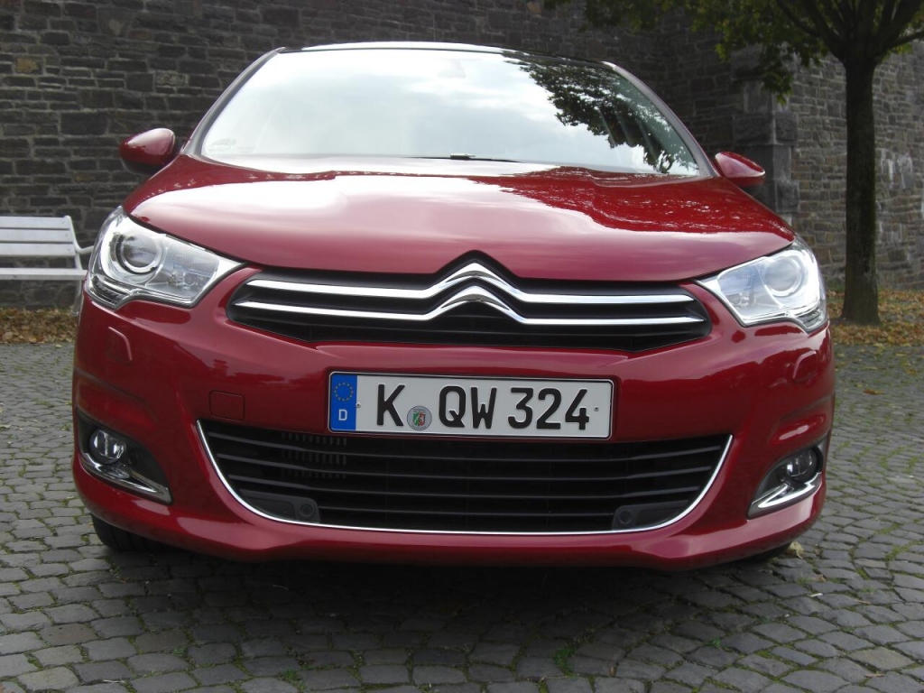 Citroën C4 startet unter 16.000 Euro - Französische Kampfansage an VW Golf und Co.