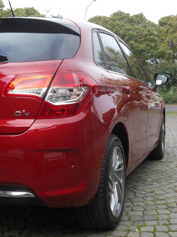 Citroën C4 startet unter 16.000 Euro - Französische Kampfansage an VW Golf und Co.