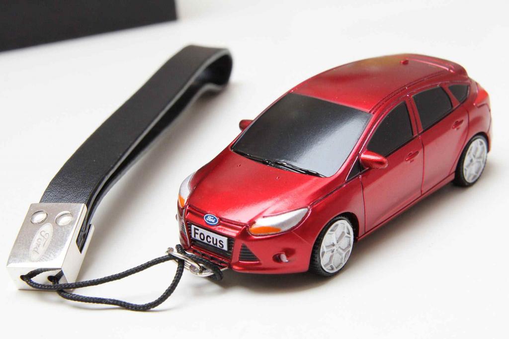 Das gab es für die Journalisten. Wollen Sie den Ford Focus wirklich auch noch in groß sehen?