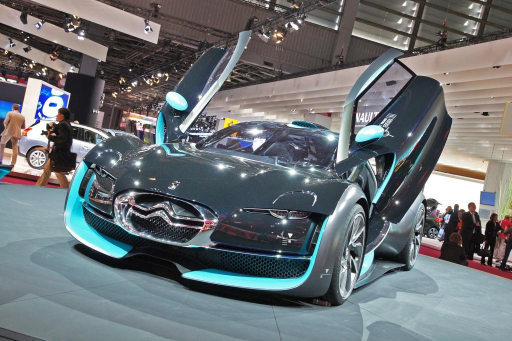 Der Citroen Survolt sieht mit den Flügeltüren eher wie Supersportwagen aus