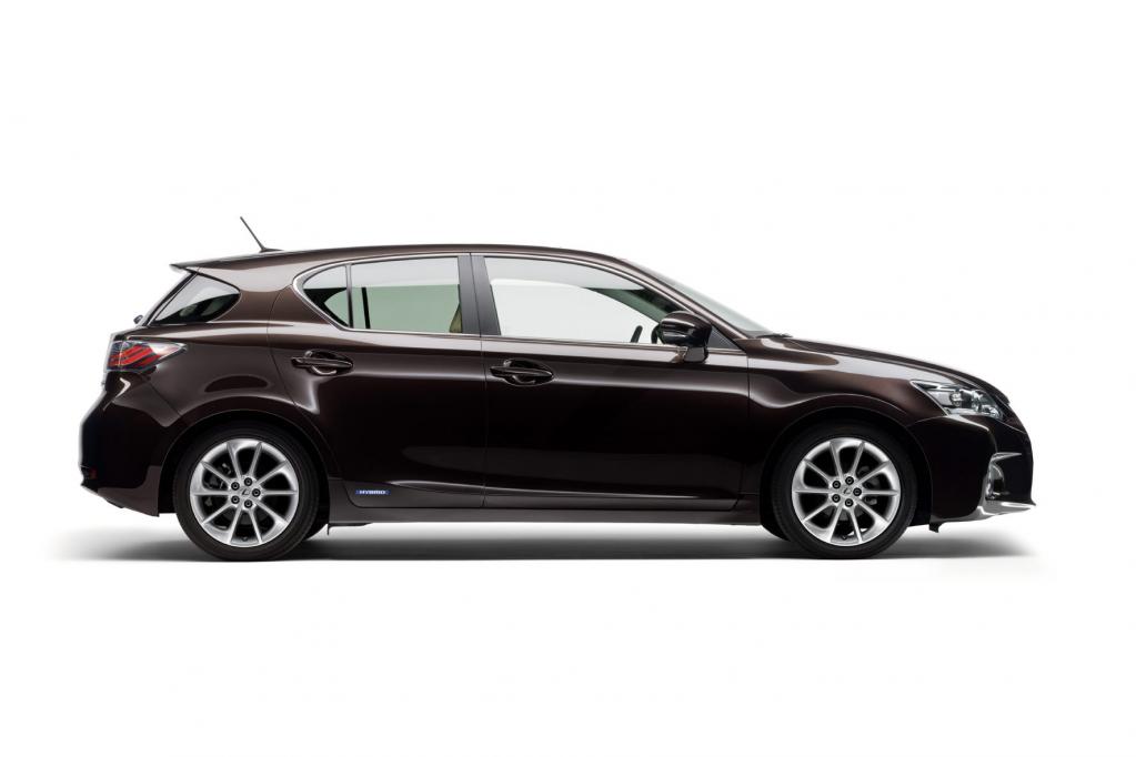 Der Lexus CT 200h rollt im kommenden Frühjahr auf die Straßen. 