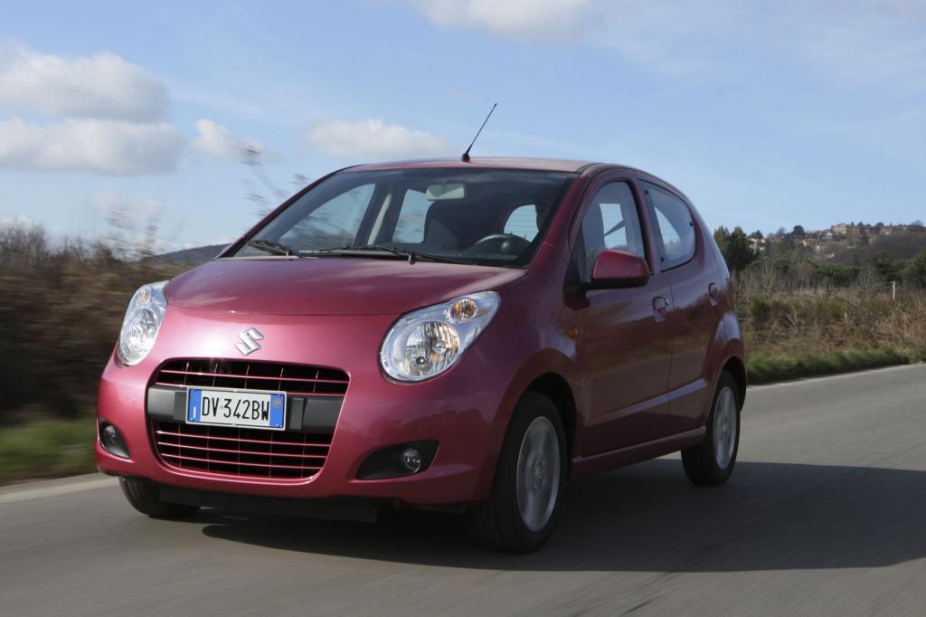 Der Suzuki Alto ist eines der preiswertesten Modelle