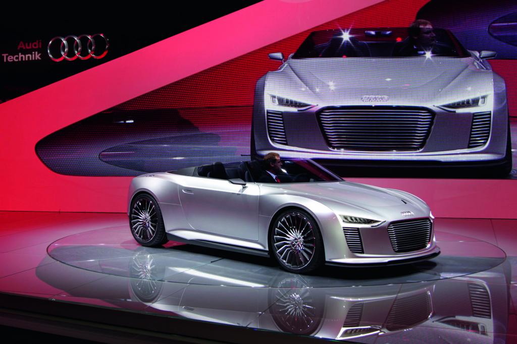 Der e-tron Spyder verkörpert die zukünftige Audi-Formensprache