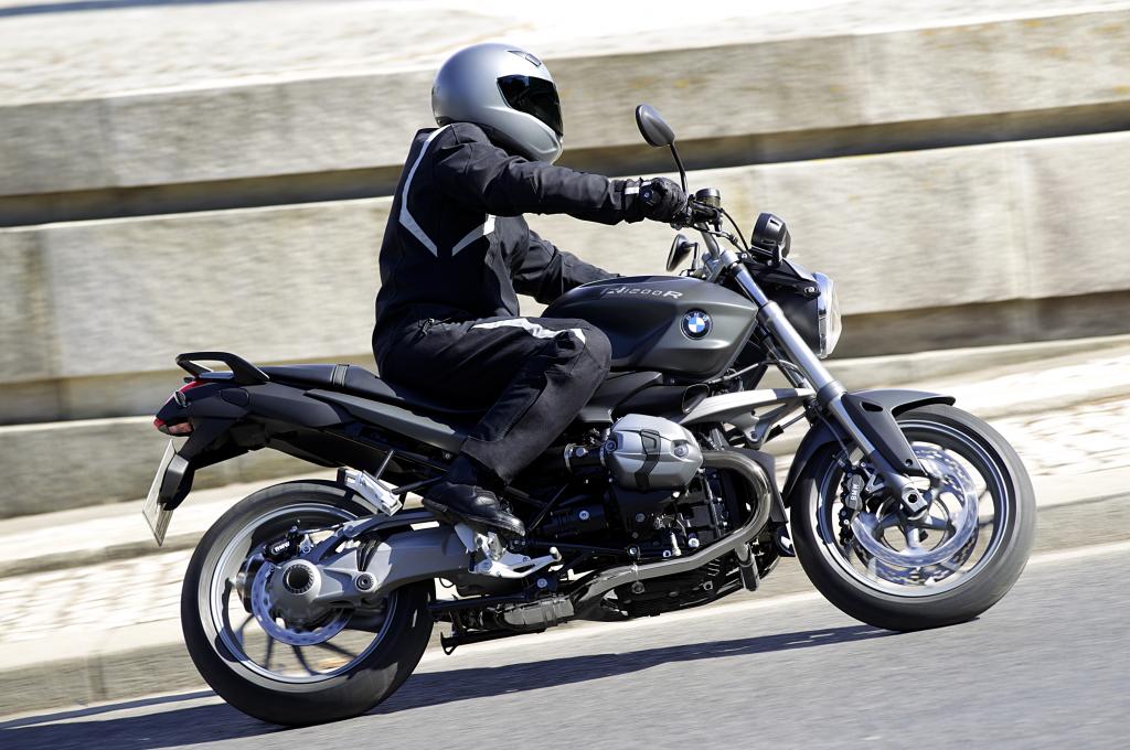 EICMA 2010: BMW überarbeitet die R 1200 R