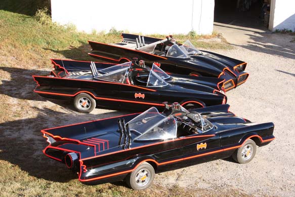 Ein Fuhrpark voll mit Batmobils - wie wärs?, Bild von: Fiberglass Freaks