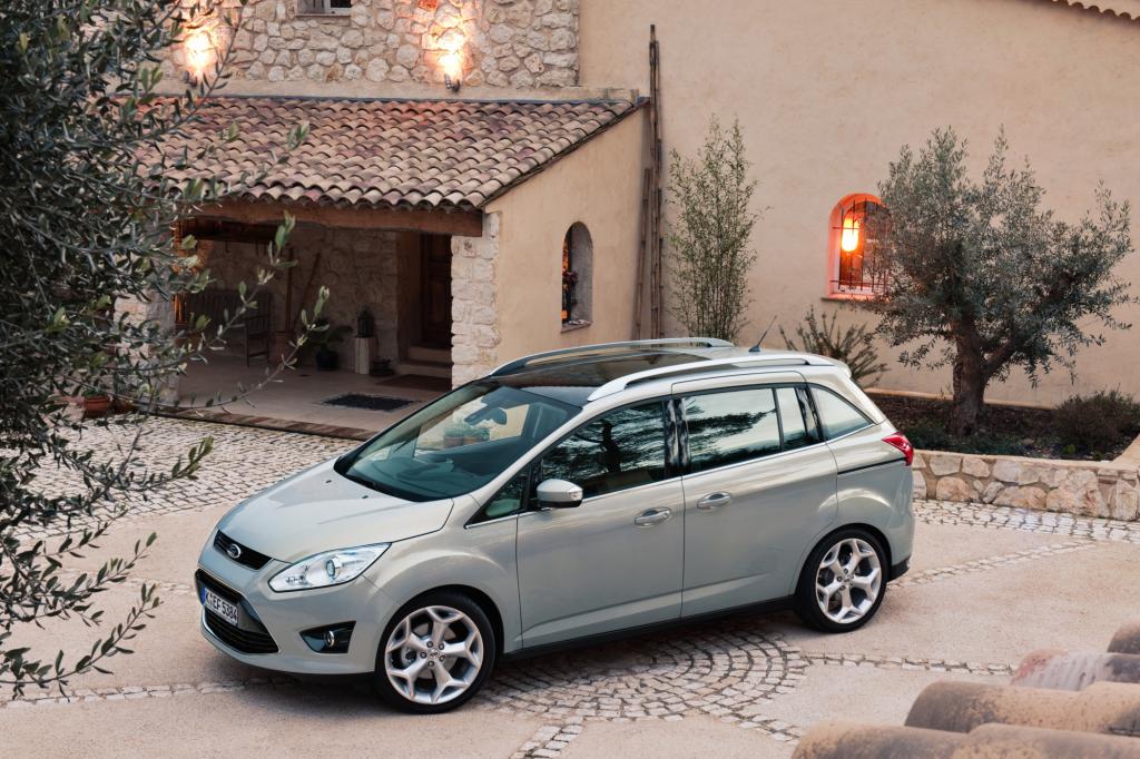 Für 2013 verspricht Ford gar eine Vollhybrid- und eine Plug-In-Hybridvariante des C-Max.