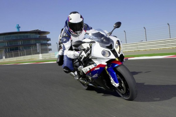 Fahrbericht BMW S 1000 RR: Mut zum Zug 