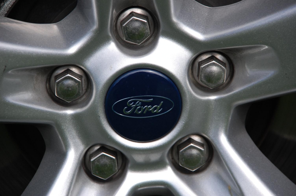 Fahrbericht Ford Kuga 2.0 TDCi 4x4 Titanium: Dynamik über das Design hinaus 