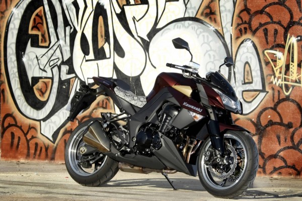 Fahrbericht Kawasaki Z 1000: Ein Streetfighter wird seinem Namen gerecht 
