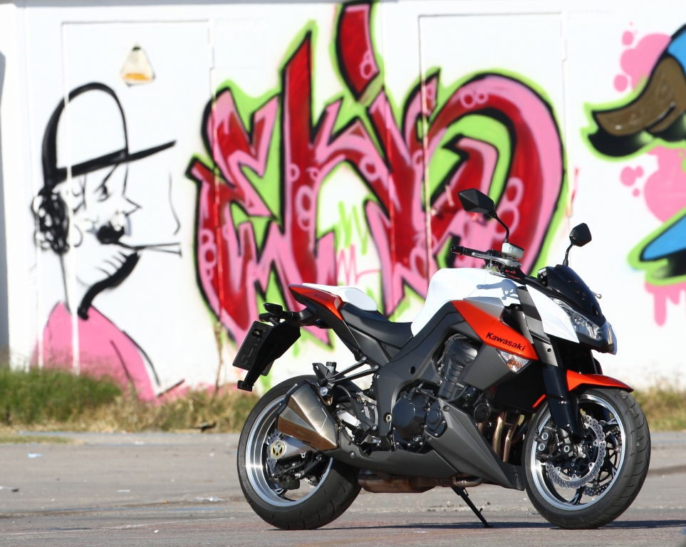 Fahrbericht Kawasaki Z 1000: Ein Streetfighter wird seinem Namen gerecht 