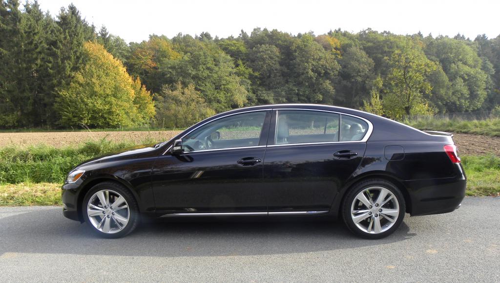 Fahrbericht Lexus GS 450h: Lammfromm und bärenstark