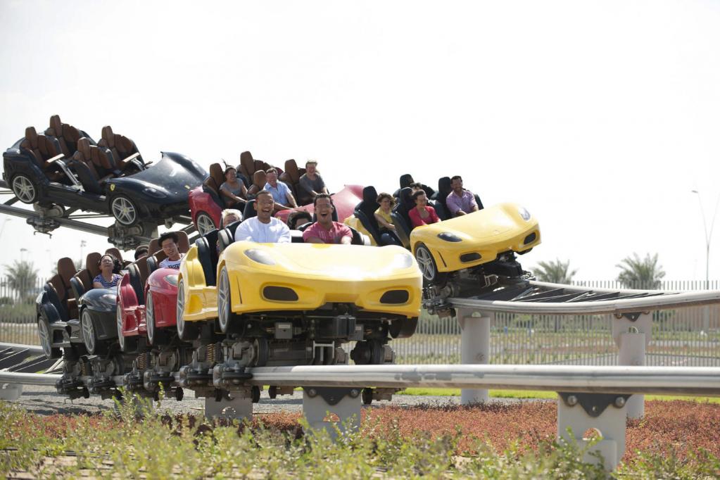 Ferrari eröffnet Themenpark in Abu Dhabi 