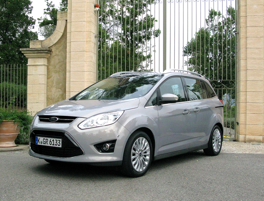 Ford aktuell: Die Grand-C-Max-Variante ist komplett neu im Programm. 