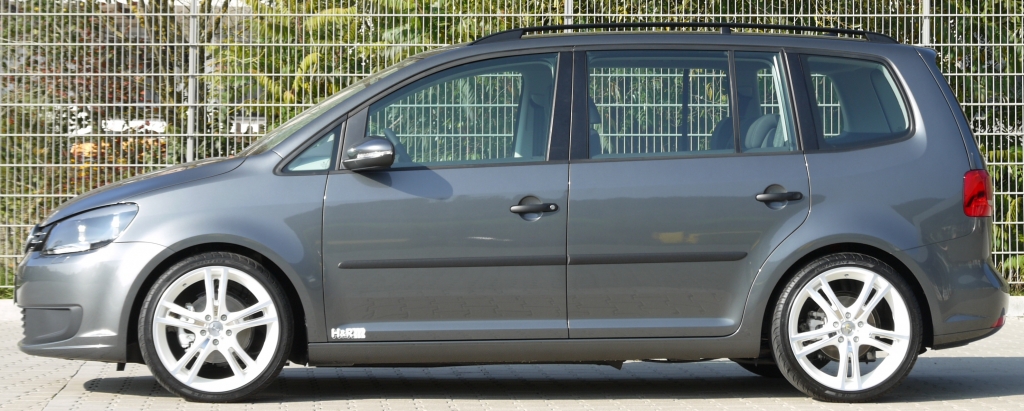 H&R VW Touran: Dynamischer Raumtransporter