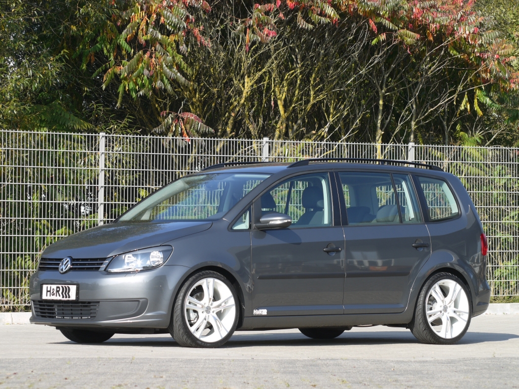 H&R VW Touran: Dynamischer Raumtransporter