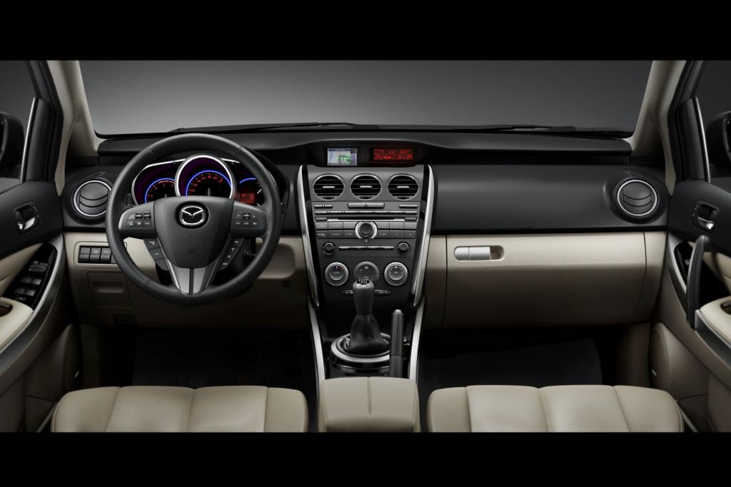 Innen geht es mazda-typisch zu